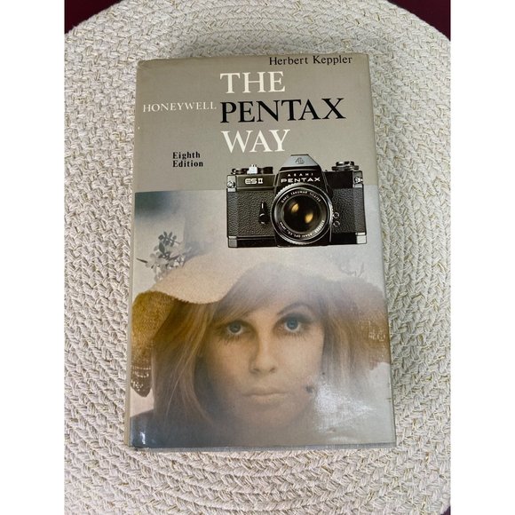 Herbert Keppler The Honeywell Pentax Way Collectible Photography Book 1974 - Picture 1 of 9